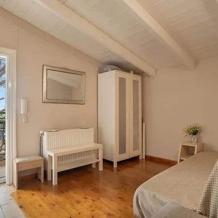 Margetina's House Semesterbostad *